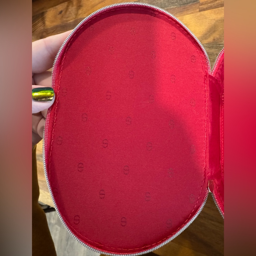 Dior Gift with Purchase Bag - Picture 6 of 7